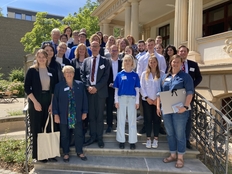 Gruppenfoto der Preisträgerschulen